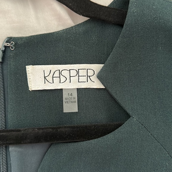 Kasper belted sheath dress with cap sleeve - Picture 3 of 5